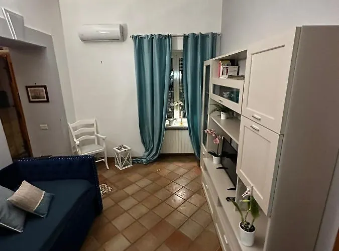 La Scala Di Atena Pensión 3*